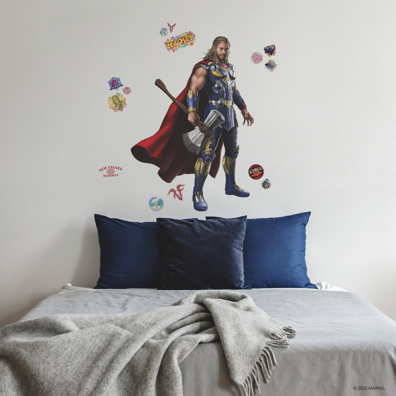 Stickers Muraux Personnage Marvel Thor Love and Thunder - Amour et Tonnerre