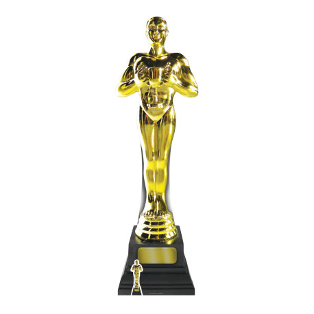 Figurine en carton récompense trophée doré Casino style Oscar 182 cm