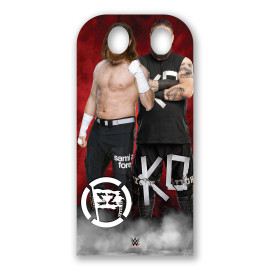 Figurine en carton – Owens et Zayn - Torse Nu – Catch WWE - Haut 193 cm