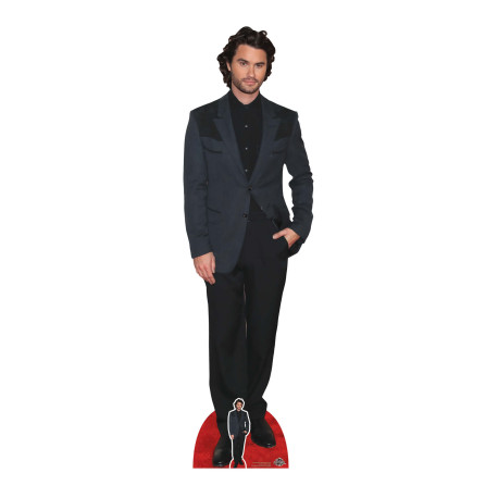 Figurine en carton – Chase Stokes En Costume - Haut 186 cm